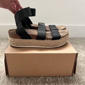 Steve Madden Platform Sandals
